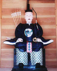復元完了した随神像